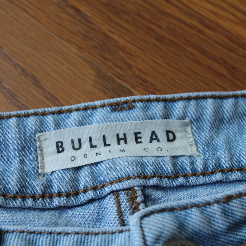 Scalloped Denim High Rise Shorts - Picture 3 of 4